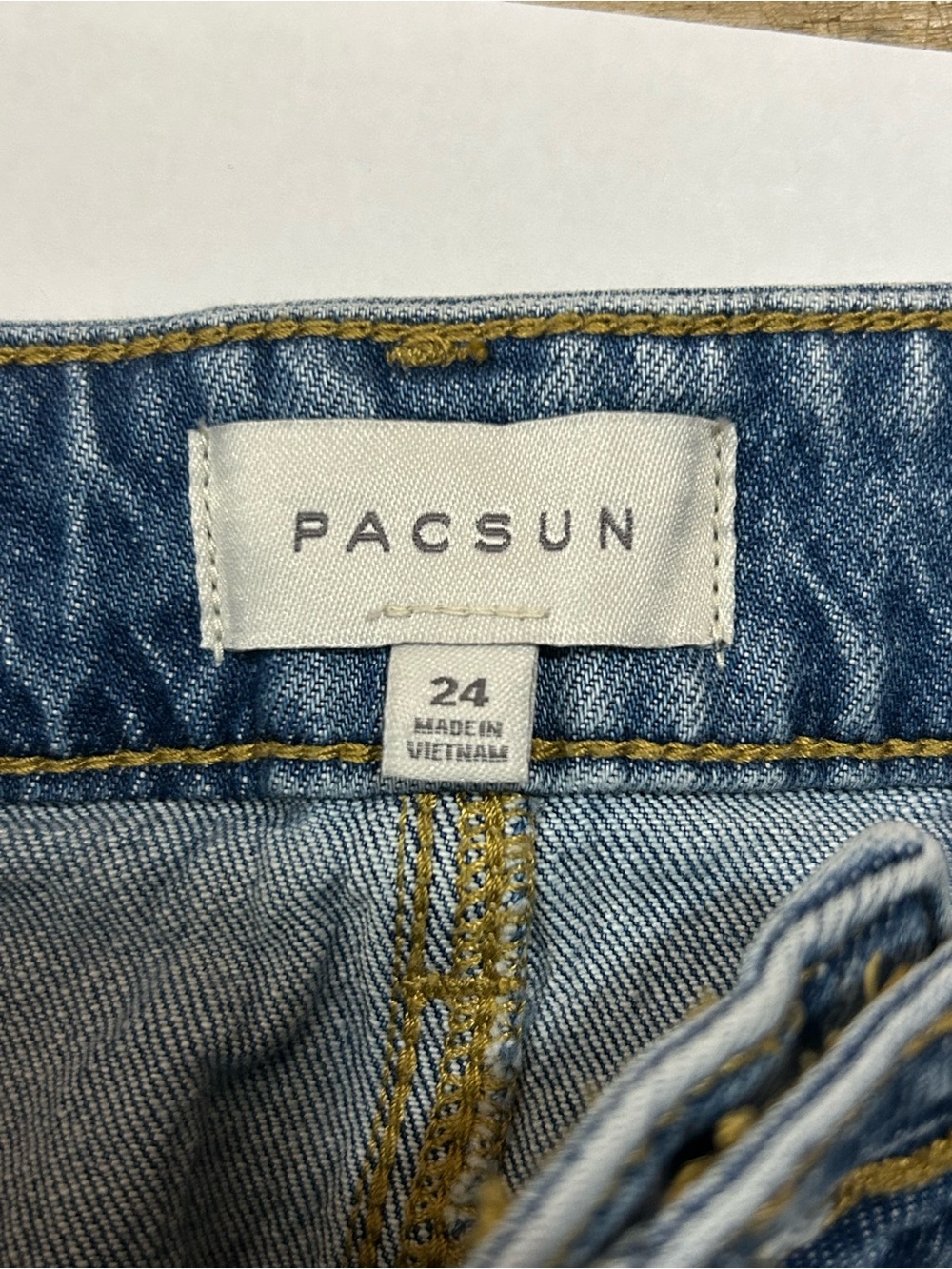 PacSun light-wash denim mini skirt - Picture 4 of 5
